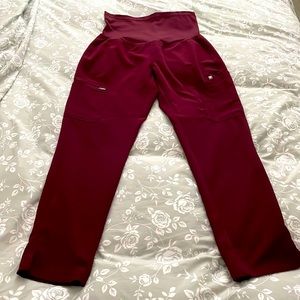 Brand new Figs Maternity Yola scubs pants. XS Burgundy with tags.